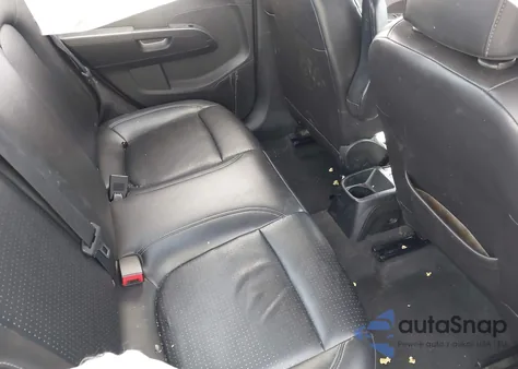 2017 Chevrolet Sonic Premier Auto z USA, uszkodzony, nr VIN 1G1JF5SB5H4118976